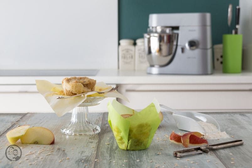 Rezept für schnelle und saftig leckere Apfel-Käsekuchen Muffins. Apfel und eine Frischkäsefüllung im Muffin ist doch einfach das Beste, oder?!