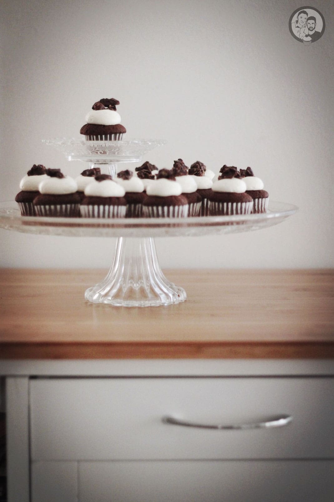 Black & White Cupcakes