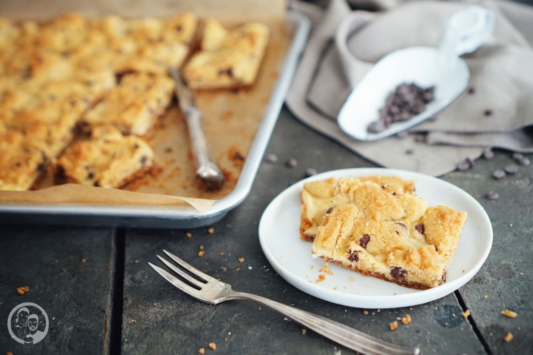 Cookie Dough Cheesecake Bars