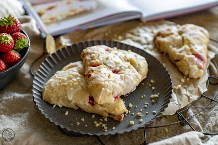 Schnelle Erdbeer Scones – saftig, fruchtig und unwiderstehlich