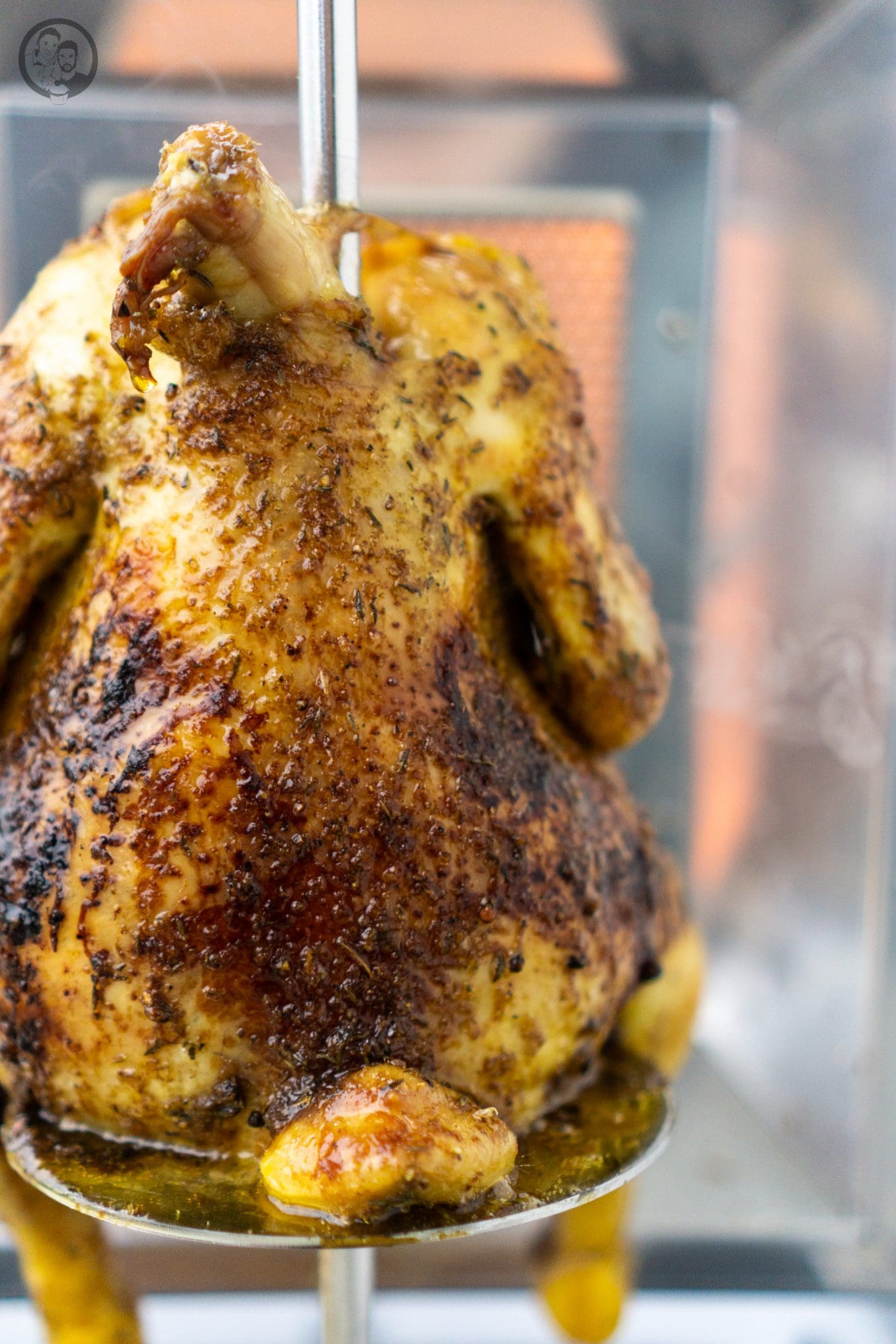 Grillh%C3%A4hnchen Spiker Hpv 7 | Unseren heutigen Post verdanken wir wieder einmal der lieben Oma Lore. Naja ... ehrlich gesagt, geht es dabei gar nicht um das Rezept an sich, denn wir haben da unsere ganz eigene Version entwickelt. Aber wir haben gehofft, dass wir mit der Zubereitungsart vom Grillhähnchen, so einigermaßen an das heran kommen, wie sie es immer gemacht hat.