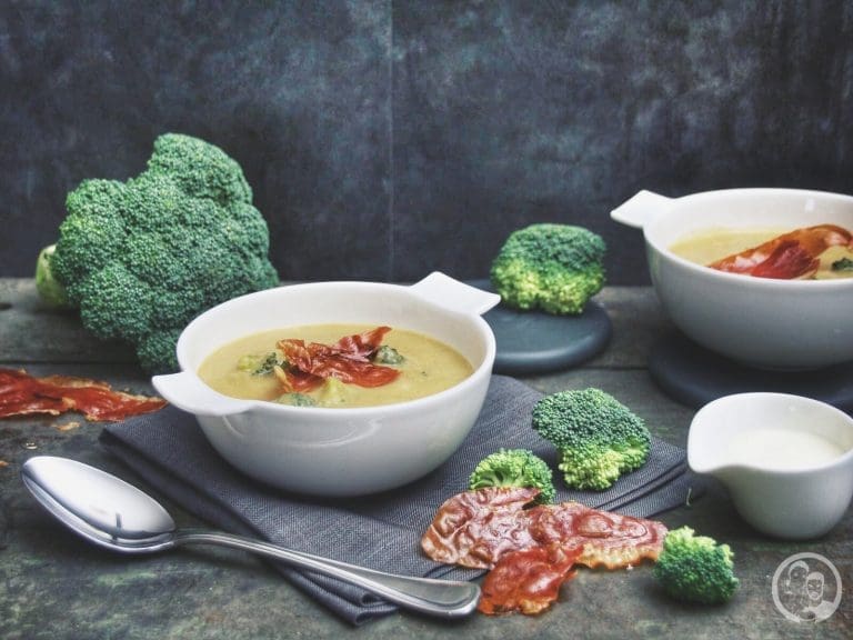 Gemüsesuppe wie bei Oma. Oma Lores Eintopf quer durch den Garten 8 Rauchige Broccoli-Cremesuppe
