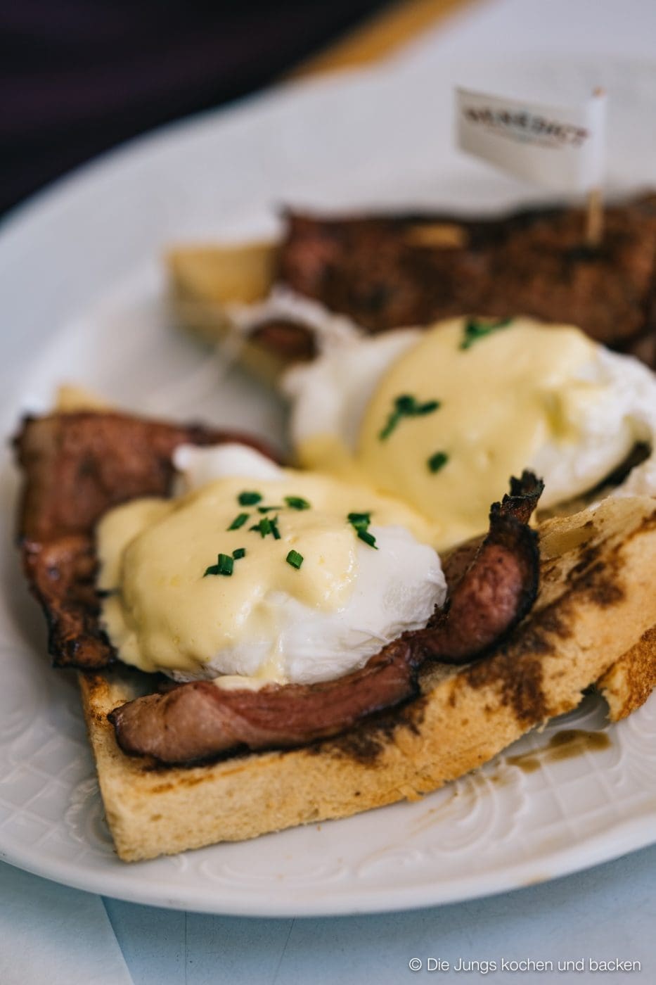 Eggs Benedict