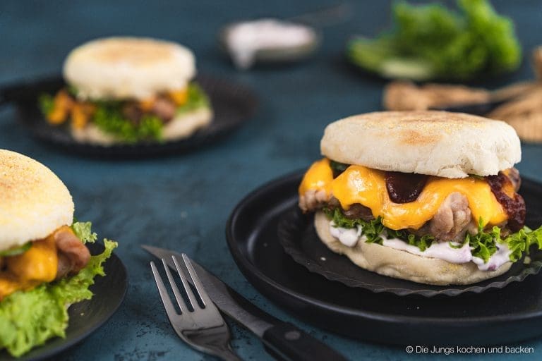 Chicken Cheddar Burger