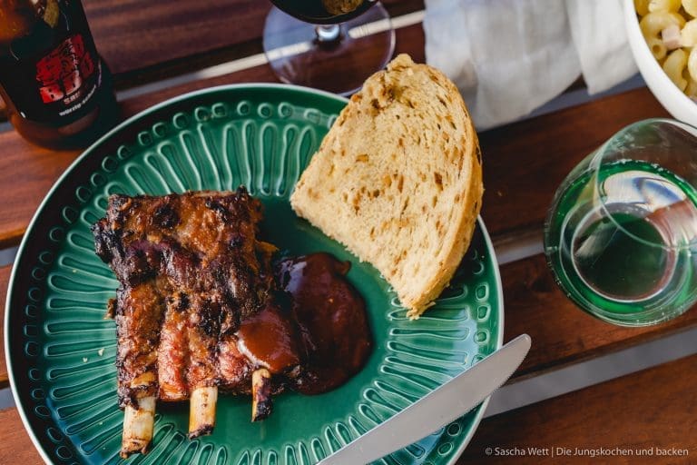 Spareribs in Apfel-Senfmarinade