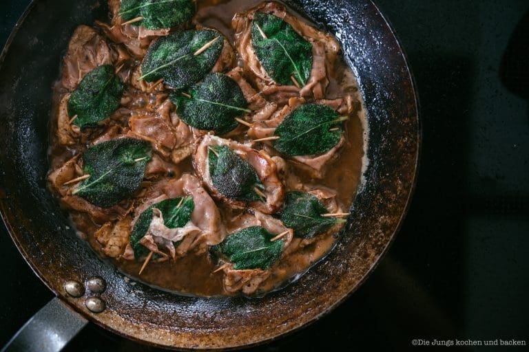Schweinemedaillons in Champignonrahmsoße. Unser liebstes Sonntagsessen 7 Saltimbocca alla Romana mit Butter-Weißwein-Sauce