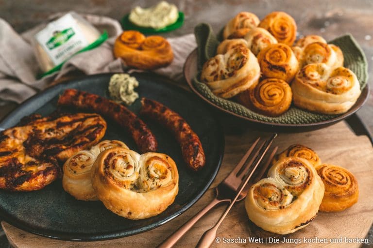 Einfache Blätterteigschnecken mit Kräuterbutter