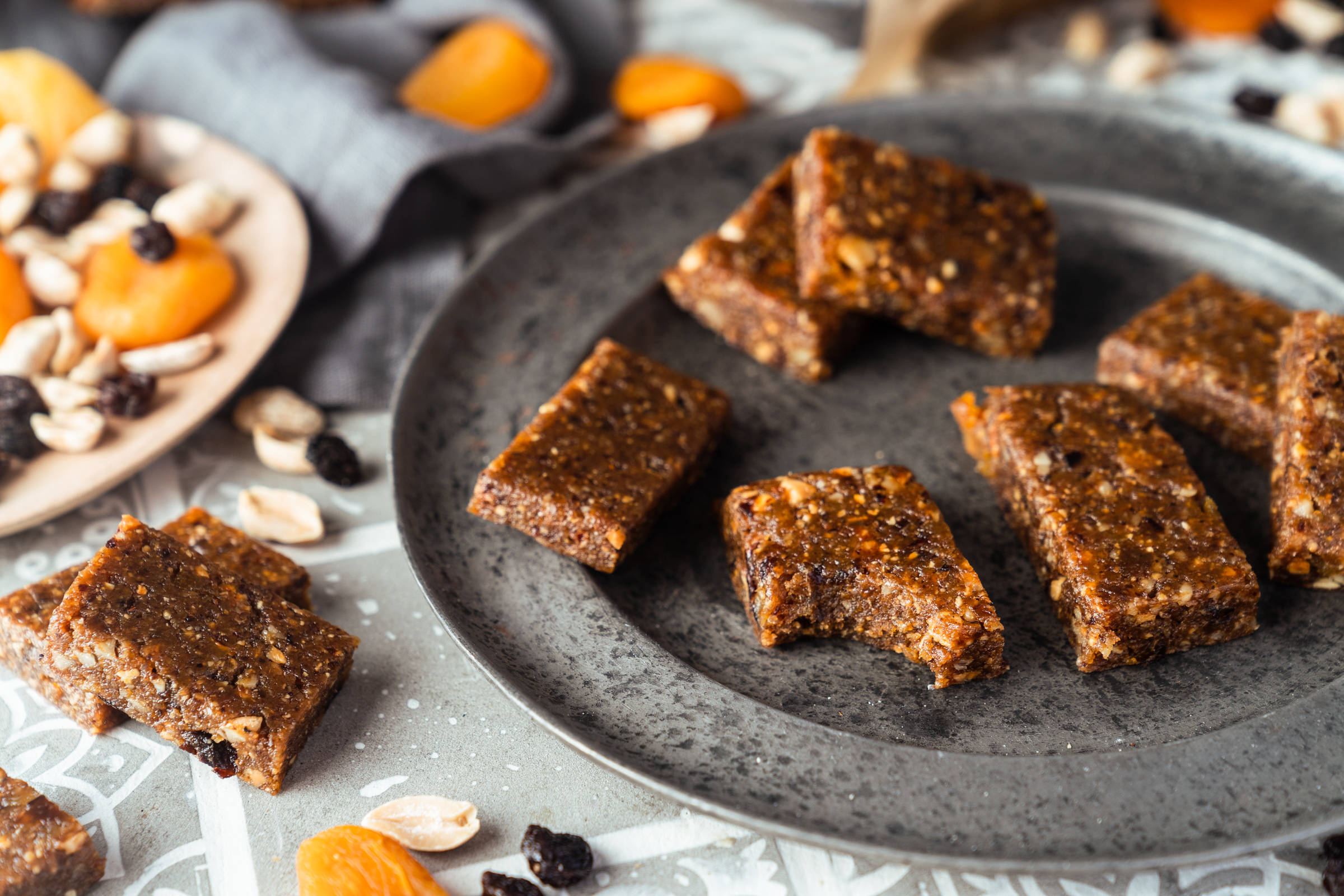 Egal, ob es Dir beim Naschen nur um den Zuckergehalt geht oder ob Du ein Fan von leckeren Snacks bist, diese Fruchtriegel sind genau das Richtige für Dich!