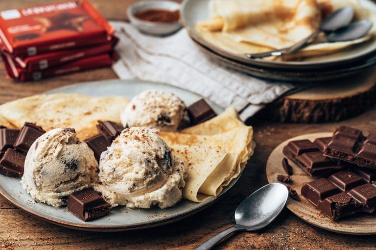 Vanilleeis mit Lebkuchenschokolade | Eiscreme mit einem tollen Lebkuchen-Twist!