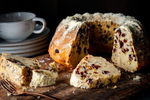 Stollen Gugelhupf KERRYGOLD 03 | erleihe deiner Halloween-Party das gewisse Etwas mit unserem Pumpkin Spice Gugelhupf – eine Hommage an den klassischen Pumpkin Spice Latte, perfekt für den Herbst!