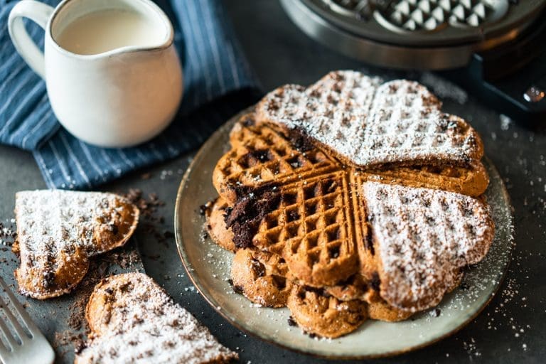 Vegane Waffeln | Fix auf dem Tisch und unwiderstehlich lecker!