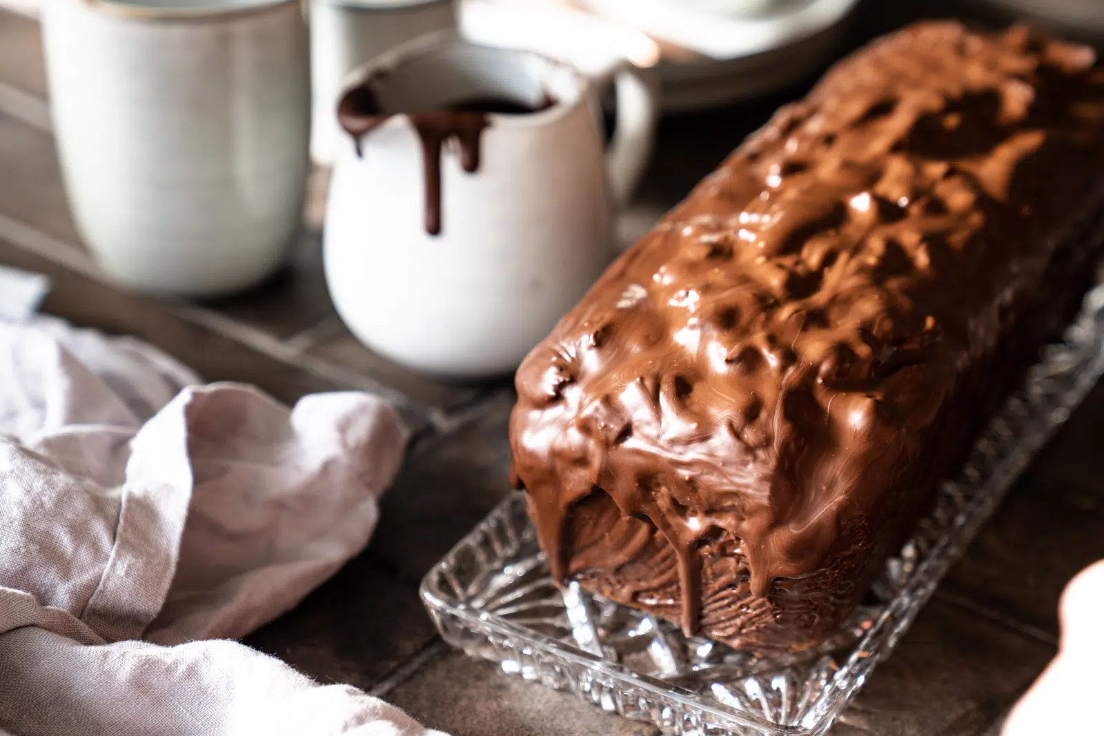 Einfacher saftiger  Schokokuchen | Ganz ohne Schnickschnack!