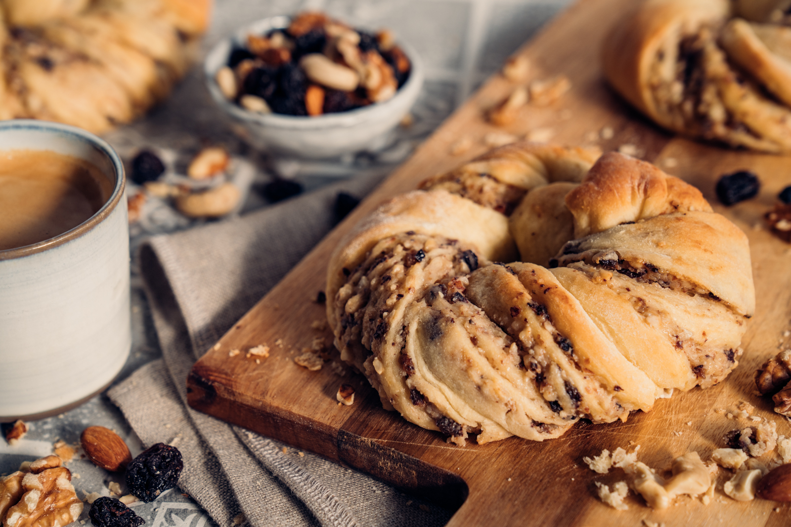 Nusskringel mit Studentenfutter