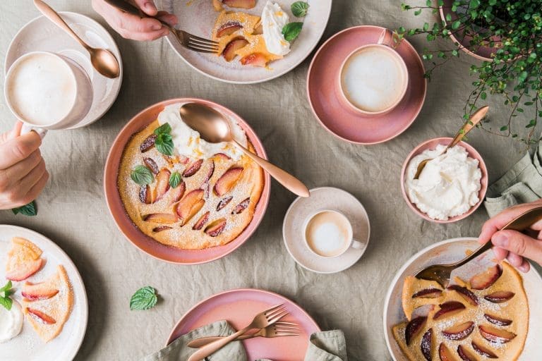 Pflaumen Clafoutis | Spätsommer auf dem Tisch