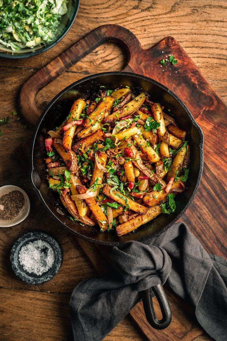 Bratkatroffeln Endivien 10 | Knusprige Haut, saftiges Fleisch und ein schneller Apfel-Honig-Jus mit Majoran. So gelingt euch Gänsebrust in der Heißluftfritteuse in rund 35 Minuten.
