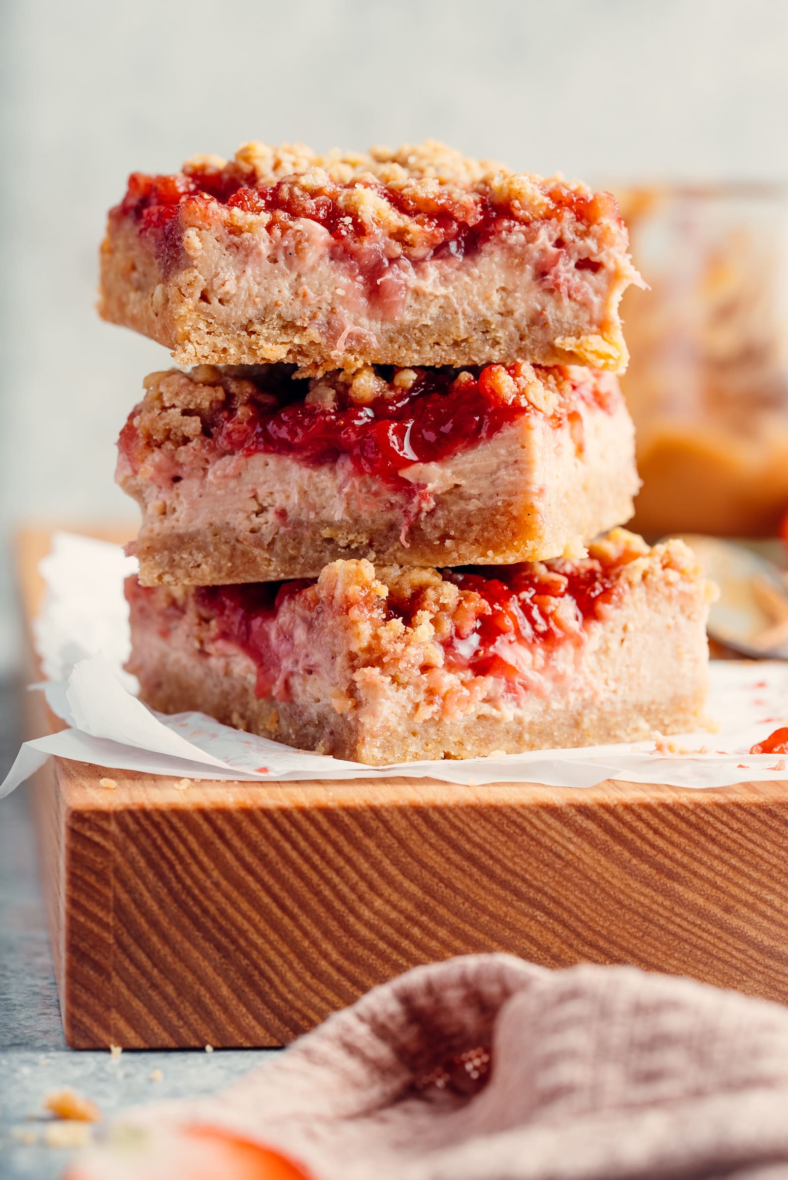 Erdbeer-Erdnussbutter-Schnitten | Rezept | Foodblog Köln Erdbeer-Erdnussbutter-Schnitten | Rezept | Foodblog Köln