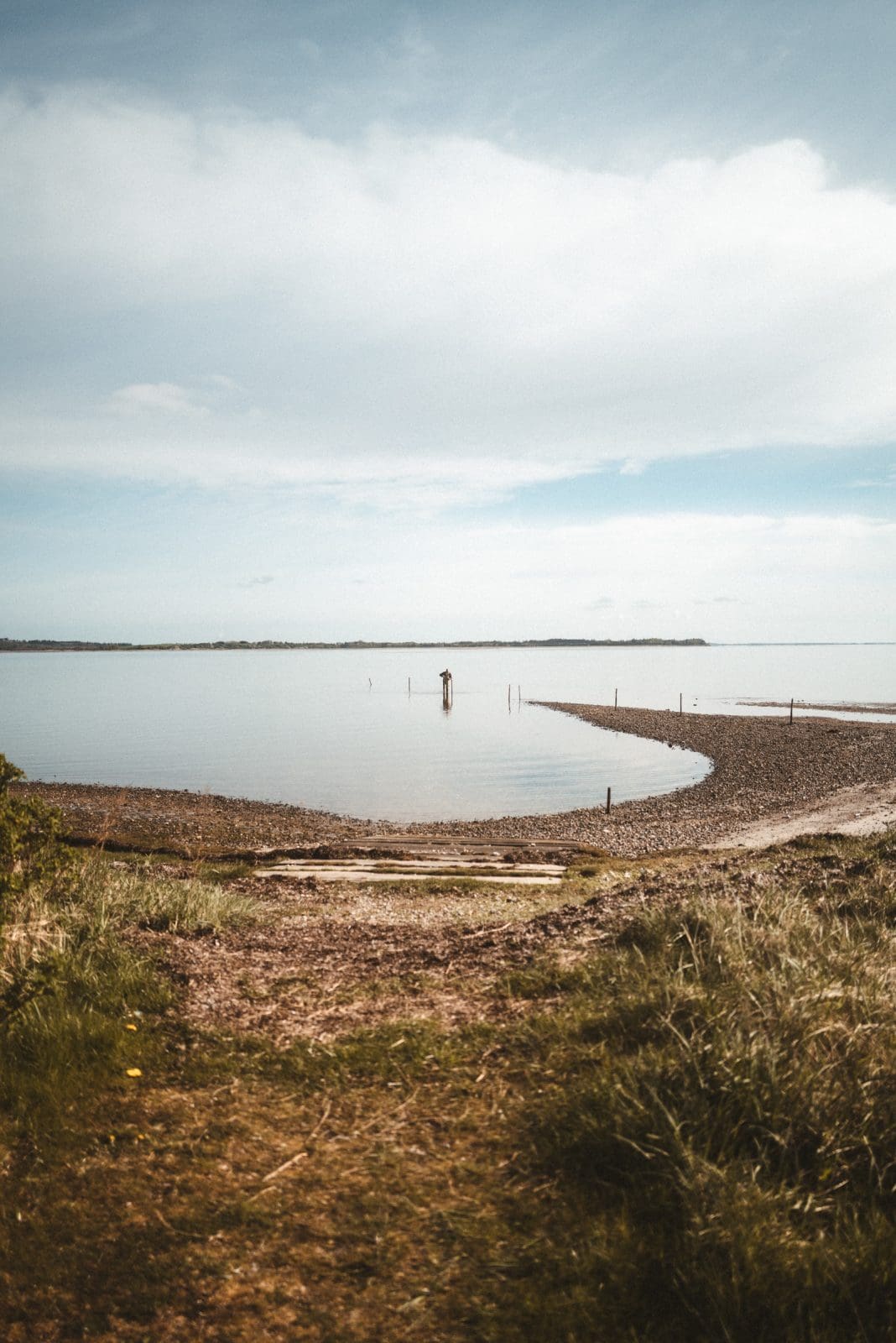 Limfjord 31 | Mit Visit Denmark sind wir wieder in das wunderschöne Dänemark gereist. Dieses Mal ging es aber in die faszinierende Region des Limfjords. Bekannt für seine atemberaubenden Landschaften, köstlichen Meeresfrüchte und seine einzigartige Geschichte, ist der Limfjord der perfekte Ort für Naturliebhaber, Gourmets und Kulturbegeisterte. Folgt uns auf unserer Entdeckungsreise durch die Region und genießt die Schönheit und die Vielfalt des Limfjords.