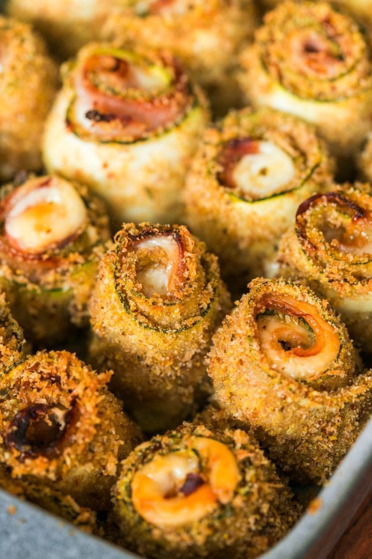 Zucchiniröllchen mit Schinken und Käse aus dem Ofen