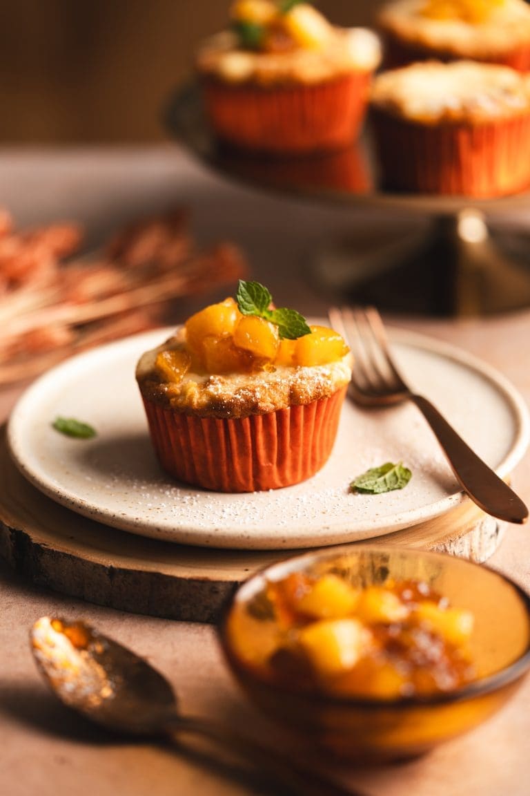 Saftige Apfel-Muffins mit Käsekuchenfüllung | Neu und noch besser!