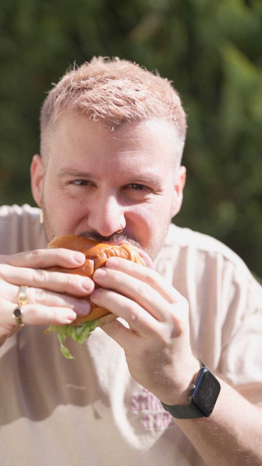 Flambierter Limburger Burger | Rezept | BBQ | Foodblog Flambierter Limburger Burger | Rezept | BBQ | Foodblog