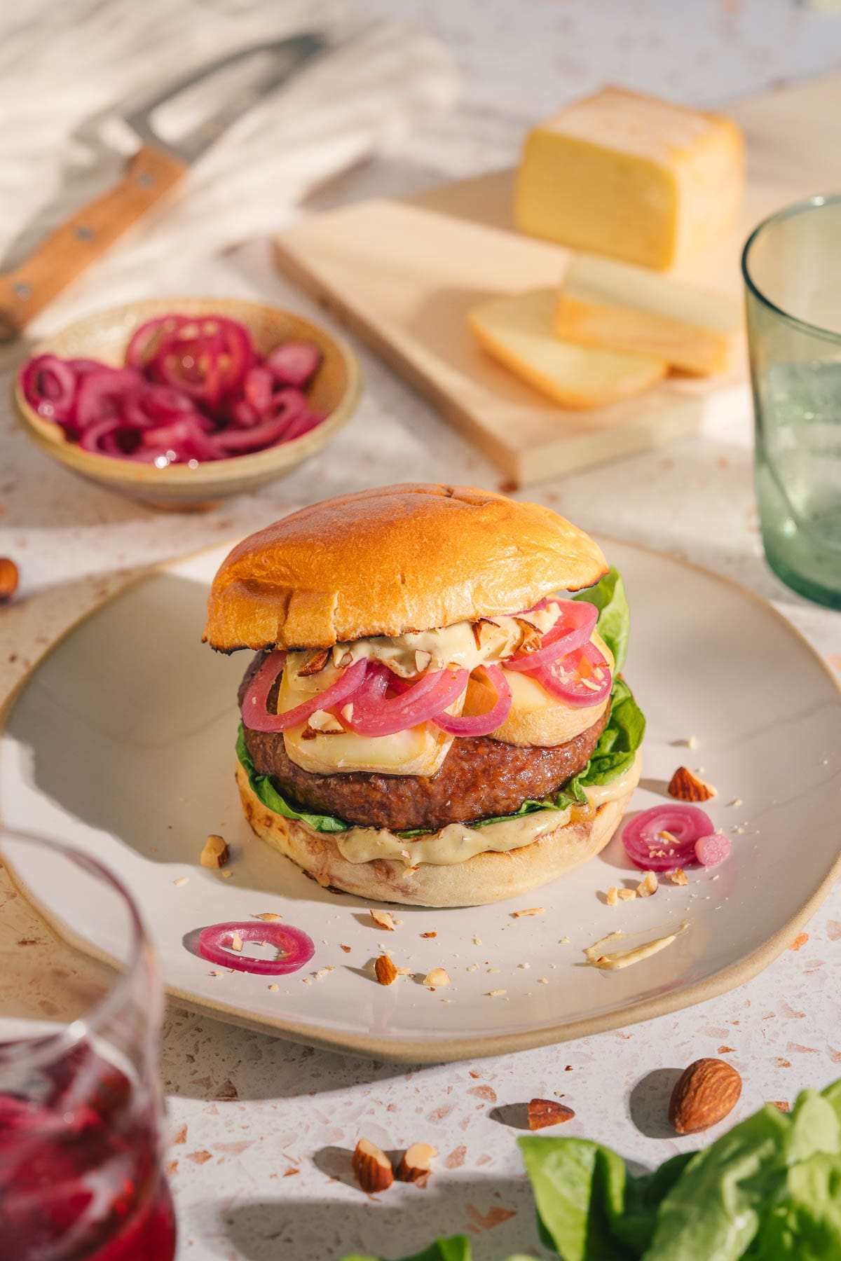 Flambierter Limburger Burger | zum National BBQ Day