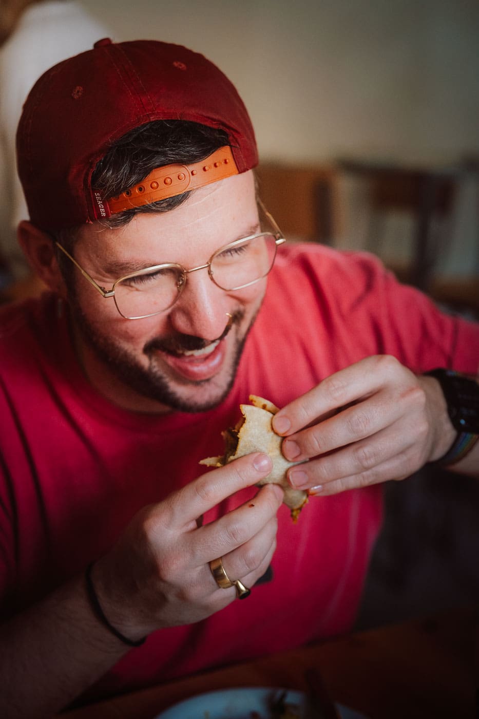 Mallorca Nebensaison: Euer Guide für das echte Mallorca abseits der Massen 24 Mallorca2025 045 | Die Mallorca Nebensaison ist so viel mehr als nur Ballermann, Schinkenstraße und Party-Tourismus! Wie ist das bei euch? Habt ihr bei Mallorca auch zuerst die überfüllten Strände und lauten Bars im Kopf? Dann lasst euch von uns auf eine Reise mitnehmen, die euer Bild von der Lieblingsinsel der Deutschen komplett verändern wird. Wir waren nun schon mehrfach dort und haben bei jedem Besuch tiefere Einblicke in die echte und authentische Seite dieser fantastischen Insel bekommen. Und ganz wichtig: Wir reisen immer in der Mallorca Nebensaison! Das ist der Schlüssel, um die versteckten Schätze wirklich zu erleben. Wir zeigen euch unsere persönlichen Geheimtipps für Restaurants, charmante Orte und einzigartige Läden fernab vom Trubel. Jetzt geht's also los mit jeder Menge Genuss und vielen tollen Erlebnissen.