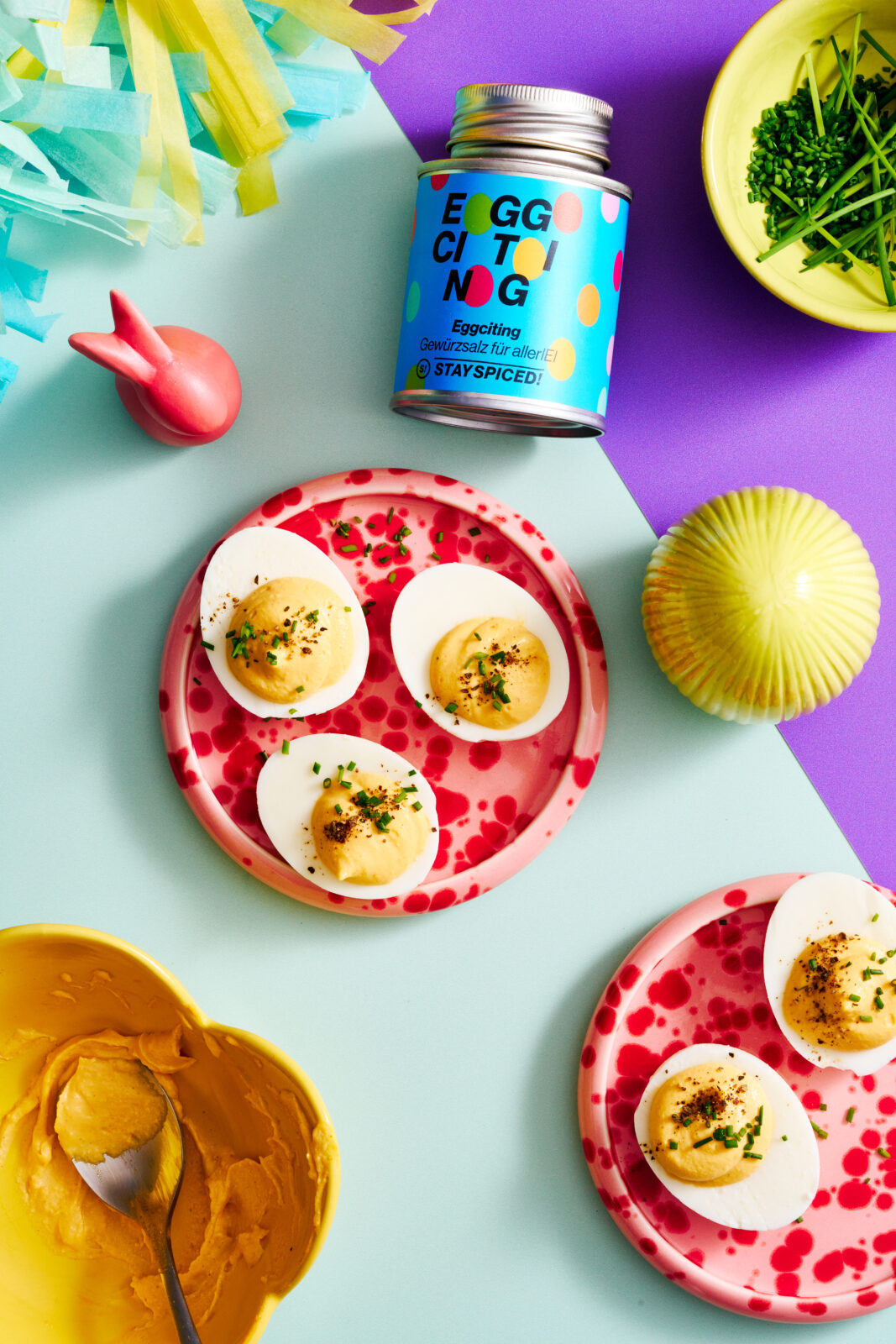 Gefüllte Eier für den Osterbrunch | Unsere Deviled Eggs mit Eggciting 8 Gefüllte Eier für euren Osterbrunch: schnell gemacht, cremig gefüllt und herrlich würzig. Ein einfaches Rezept mit Deviled-Eggs-Twist für Ostern.