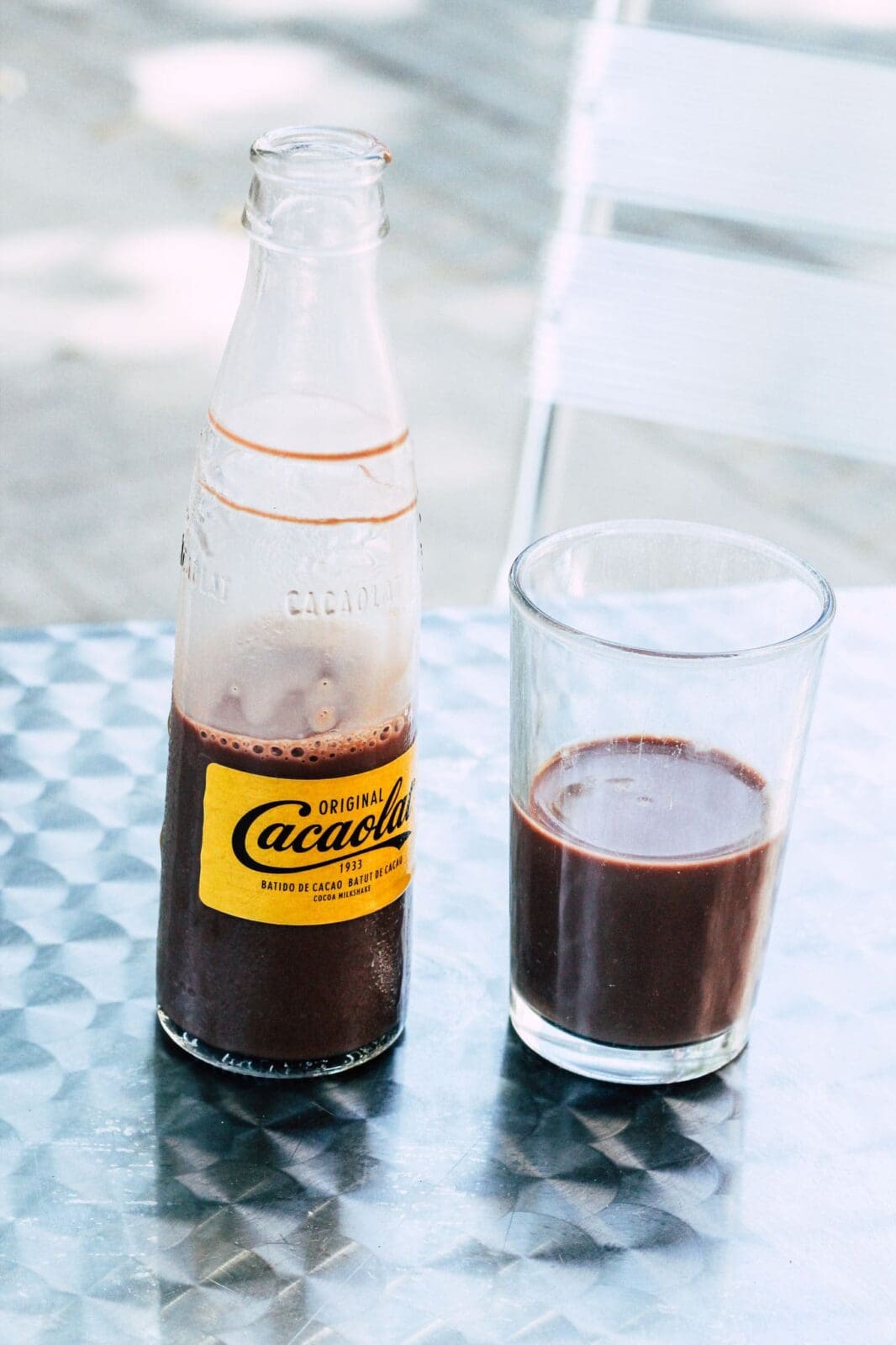 Cortado und Cacaolat im Café Zürich an der Plaça de Catalunya, Barcelona