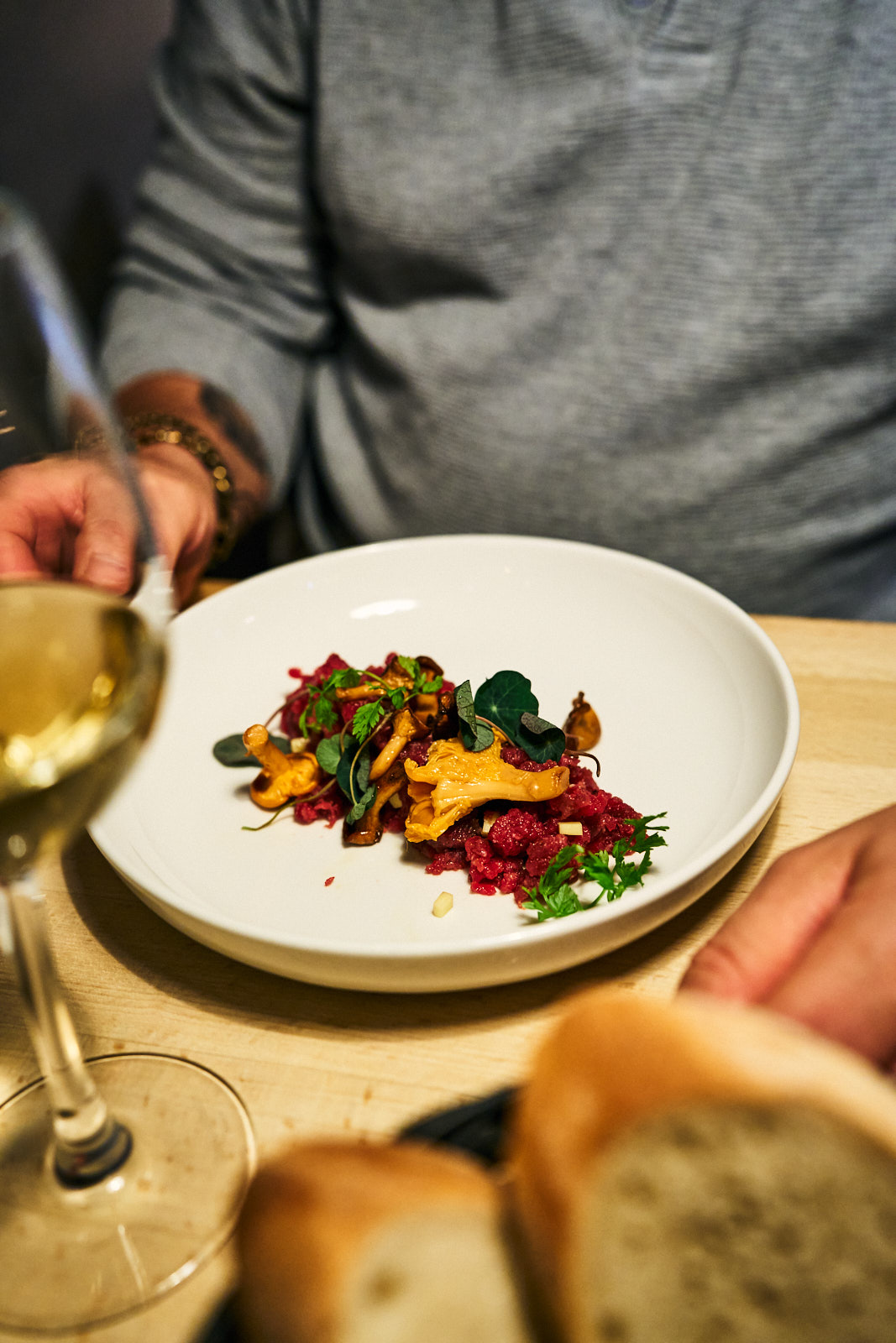WEB Roskilde 91 | Roskilde und Fjordlandet liegen nur rund 30 Kilometer von Kopenhagen entfernt. Wikingerschiffe, UNESCO-Dom, Bio-Brauerei und das beste Eis der Region, unsere Tipps aus fünf Tagen am Roskilde Fjord.
