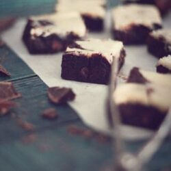 Fudgy Cheese Brownie