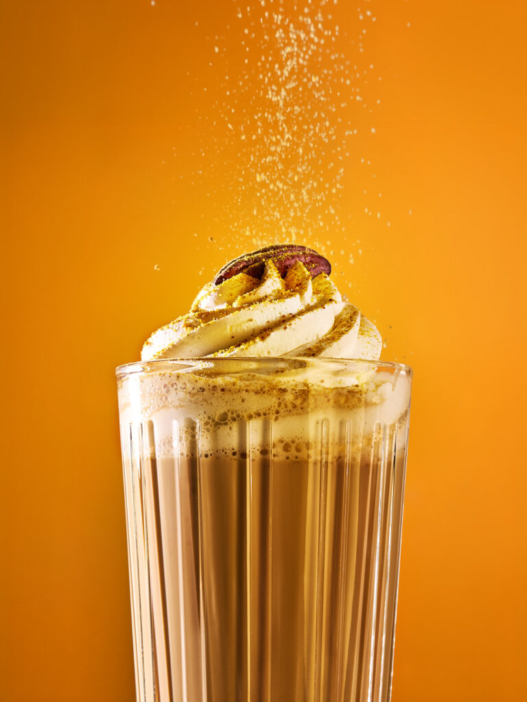Pumpkin Spice Rezepte aus dem Adventskalender. Latte, Porridge und Kürbis-Muffins